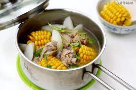 3 sai lầm này sẽ khiến thịt dai nước không ngọt mất chất Khi nấu canh sườn heo