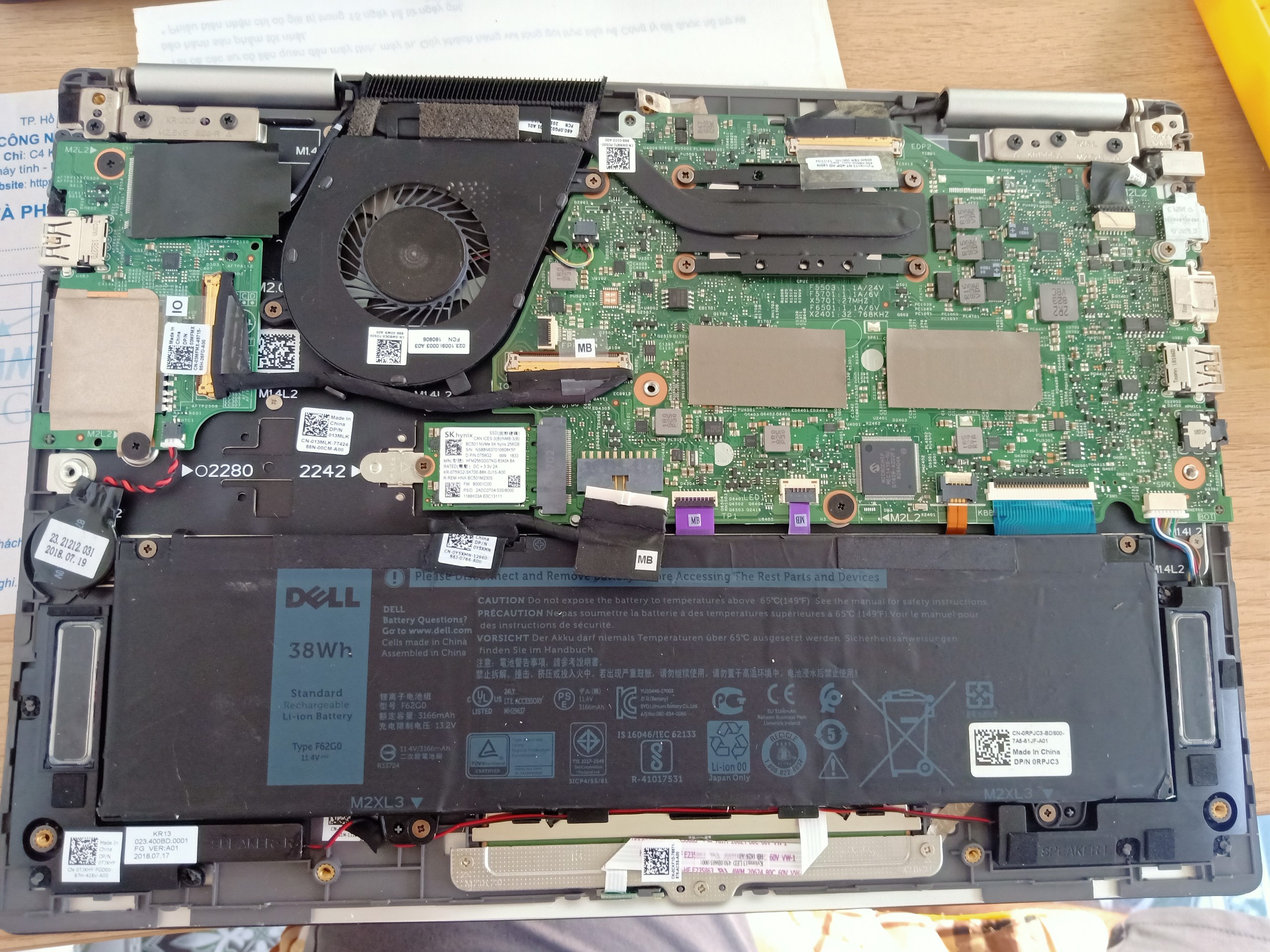 Cách khắc phục nhanh hiệu quả nhất Laptop bị vô nước