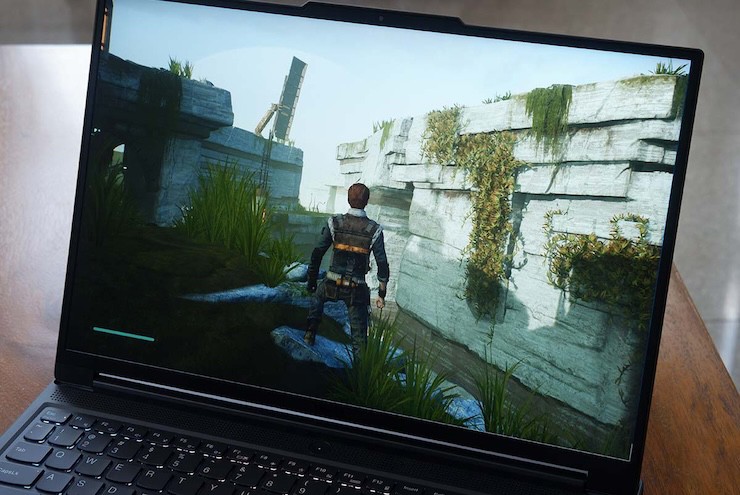 Chiếc laptop cấu hình khủng từ Lenovo Legion Slim 5i 2023