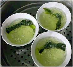 Chưng yến đường phèn lá dứa