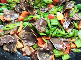 đặc biệt giúp giải độc chữa thiếu máu Lưỡi lợn giòn dai làm món nhậu ngon miễn chê