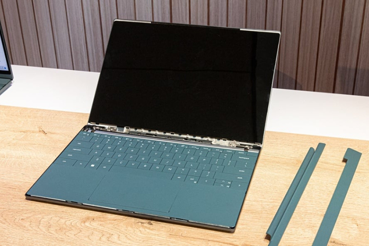 Độc đáo máy tính xách tay tháo dỡ dễ như khay SIM của Dell
